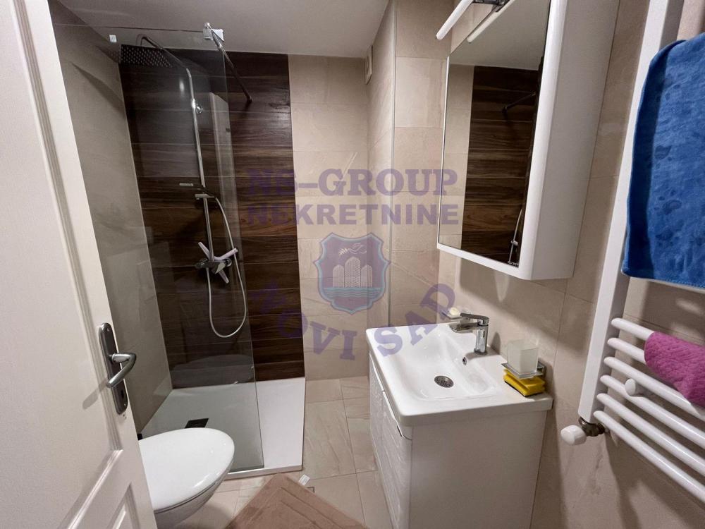 Slika 5 - Kompletno renoviran trosoban stan na Grbavici 