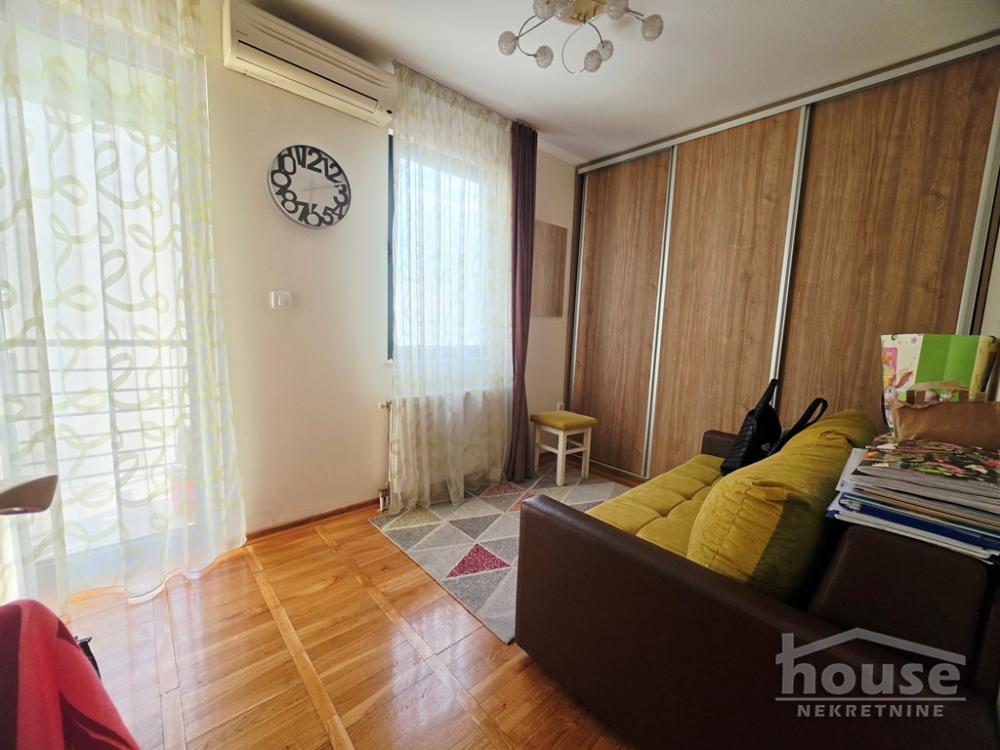Slika 10 - Stan,NOVI SAD,GRBAVICA,kv: 116.00, € 324800, ID: 1065654