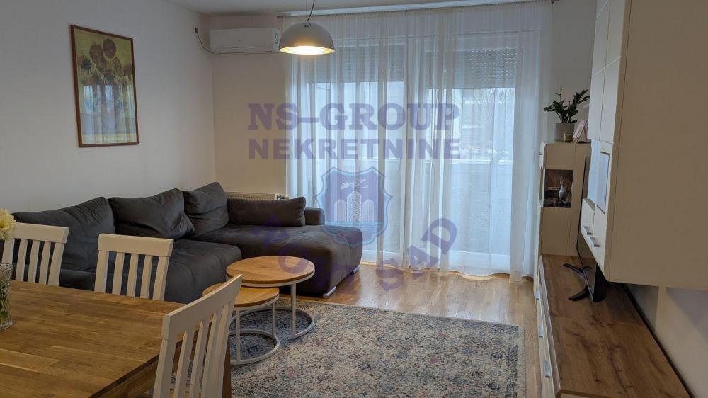 Slika 1 - Odličan trosoban stan na Novoj Detelinari!