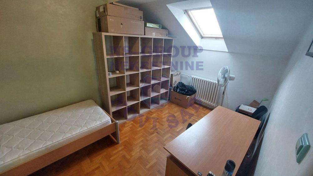 Slika 4 - Izuzetan, prostran petosoban stan