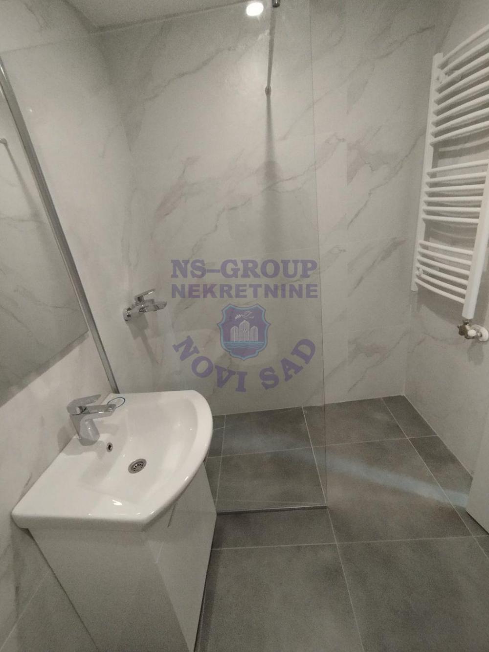 Slika 8 - Dvoiposoban, 58m2, Podbara Novi Sad, sa terasom, ima lift