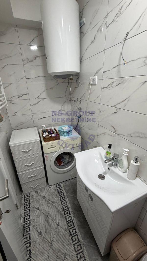 Slika 7 - Dvosoban, 51m2, Omladinska Novi Sad, sa terasom, sa parkingom