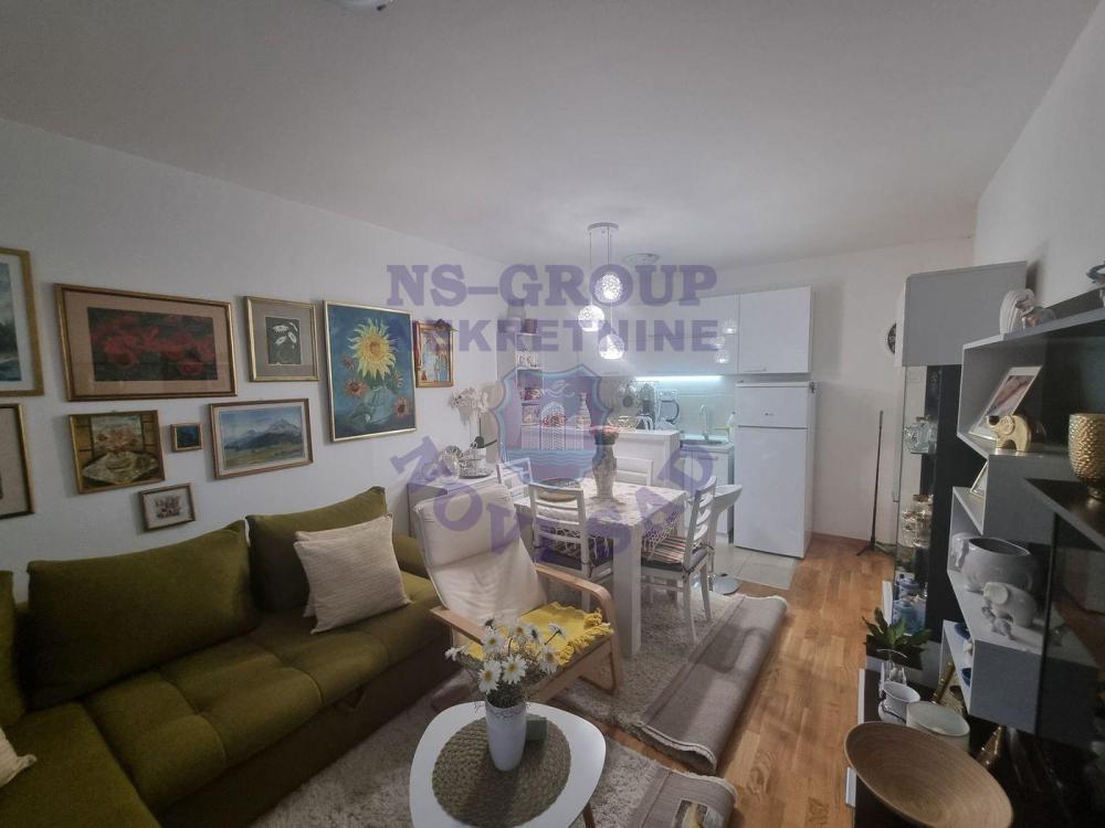 Glavna slika -Odlican jednoiposoban stan na Salajci!