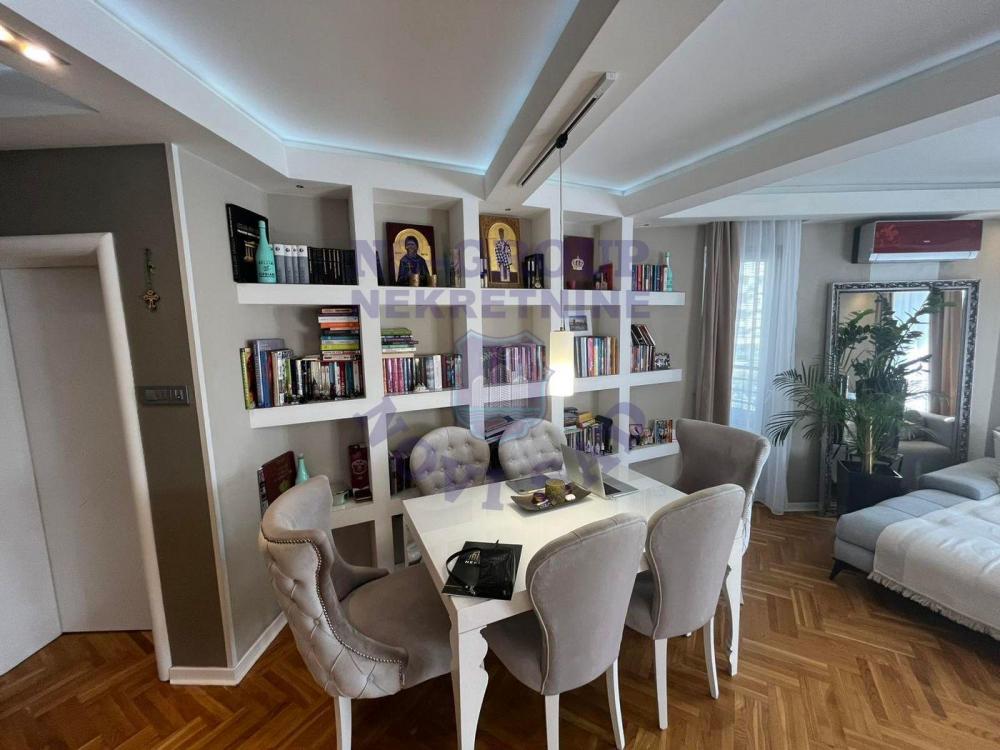 Slika 11 - Trosoban stan na Somborskom bulevaru