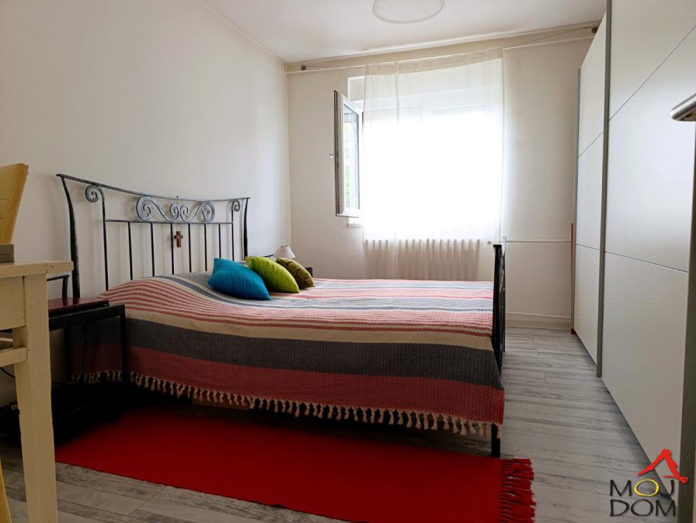 Slika 3 - Stan,NOVI SAD,DETELINARA,kv: 51, € 133900, ID: 1032166