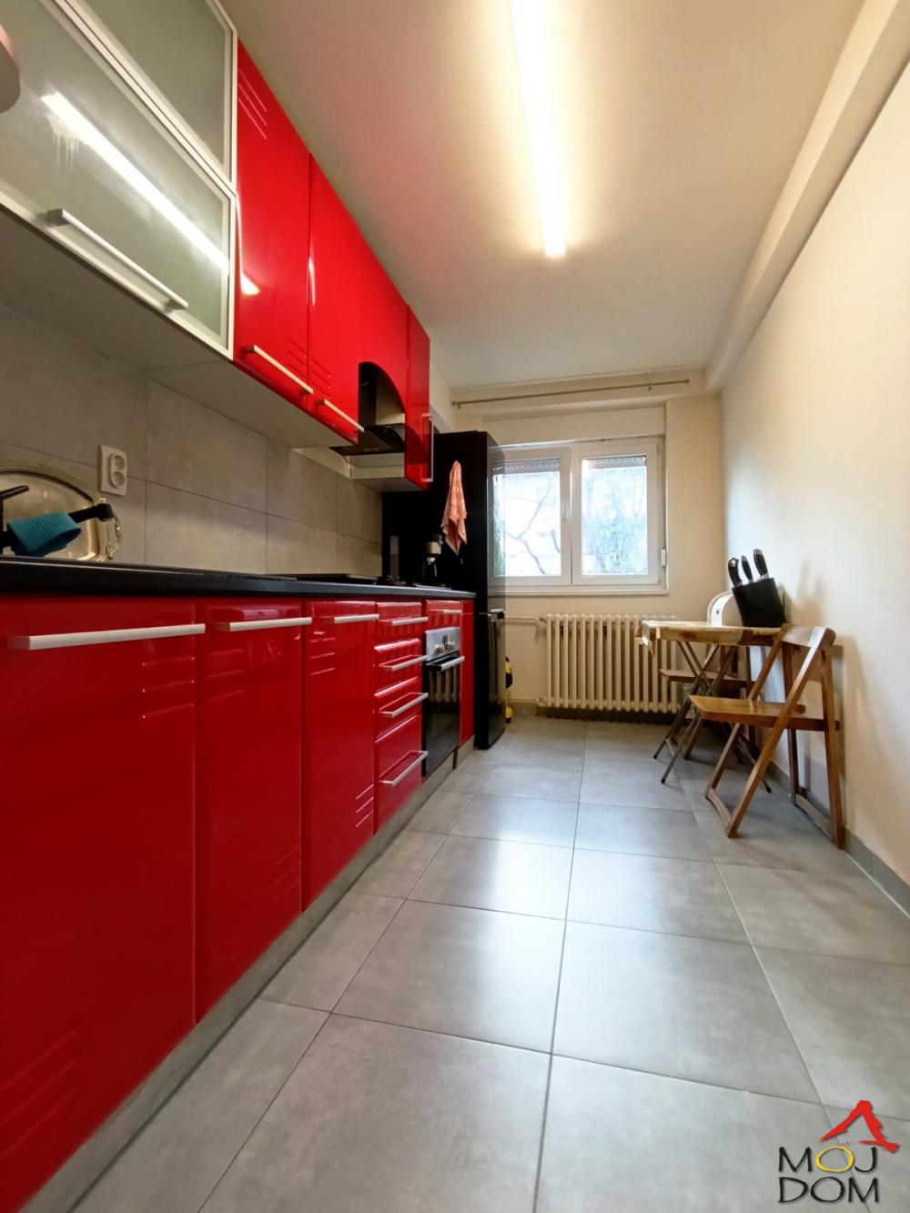 Slika 6 - Stan,NOVI SAD,DETELINARA,kv: 51, € 133900, ID: 1032166