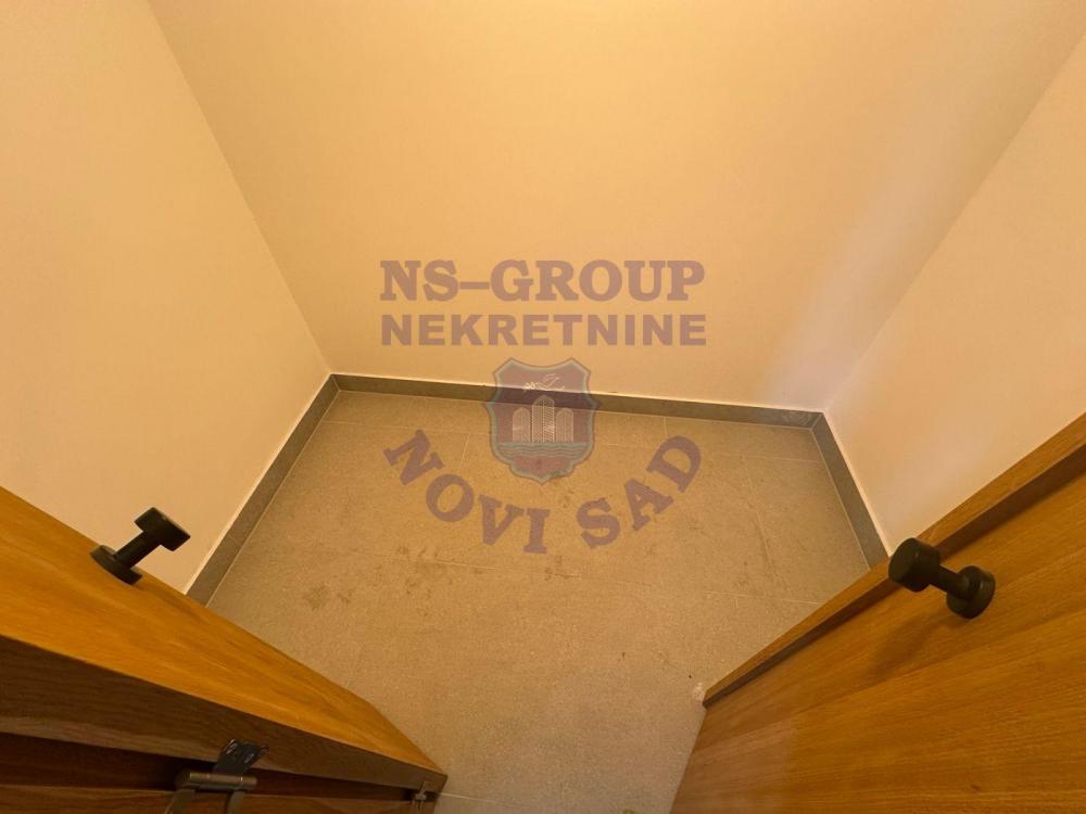 Slika 3 - Fantastican trosoban stan u Sremskoj Kamenici!