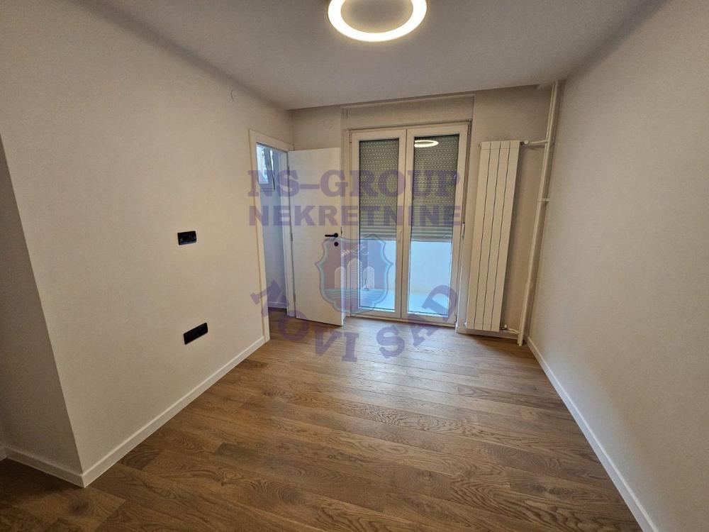 Slika 3 - Š:568931 Trosoban - Železnička stanica