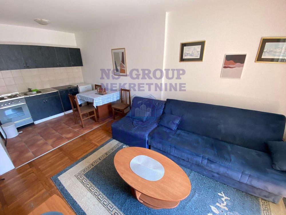 Slika 3 - 568967-Garsonjera-28m2-Nova detelinara