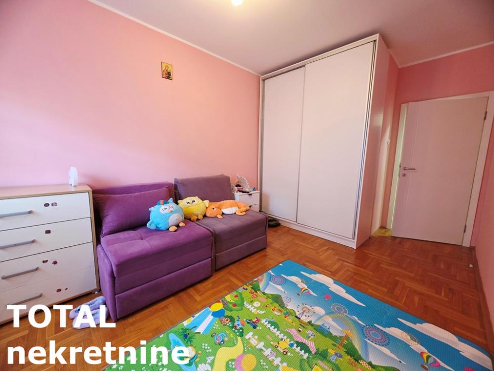 Slika 6 - Stan,NOVI SAD,BULEVAR EVROPE,kv: 52.00, € 135000, ID: 1102566