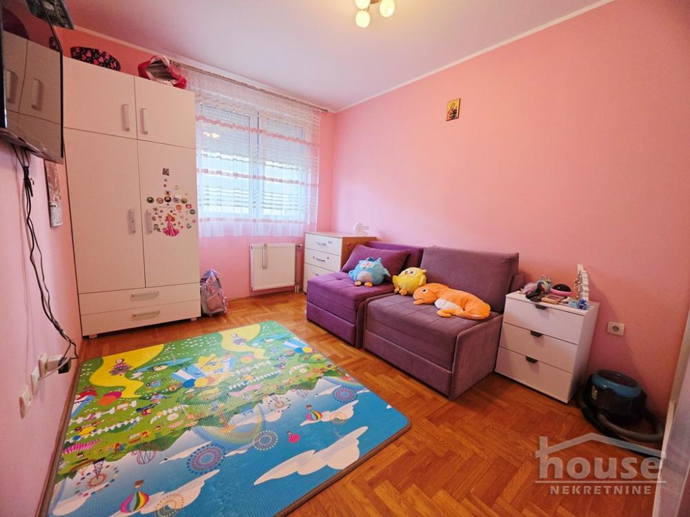 Slika 6 - Stan,NOVI SAD,BULEVAR EVROPE,kv: 52.00, € 135000, ID: 1065718