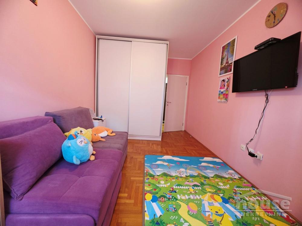Slika 7 - Stan,NOVI SAD,BULEVAR EVROPE,kv: 52.00, € 135000, ID: 1065718