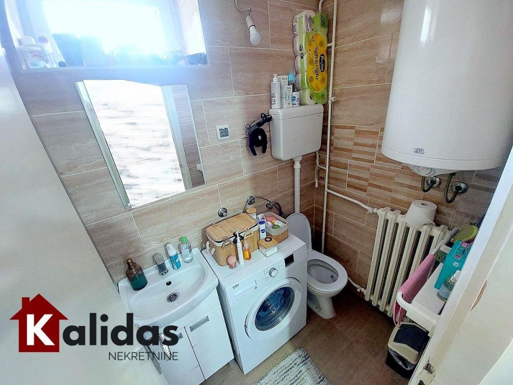 Slika 7 - Stan,NOVI SAD,DETELINARA,kv: 20, € 63860, ID: 1008723