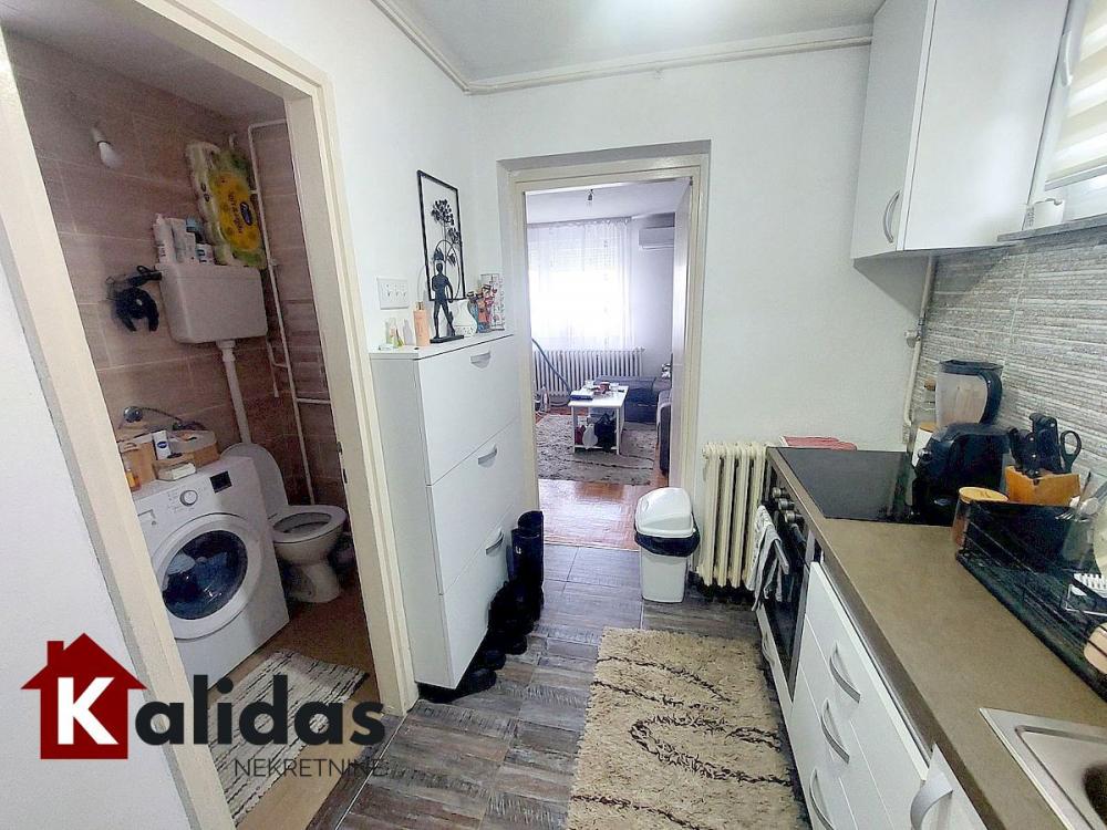 Slika 4 - Stan,NOVI SAD,DETELINARA,kv: 20, € 63860, ID: 1008723