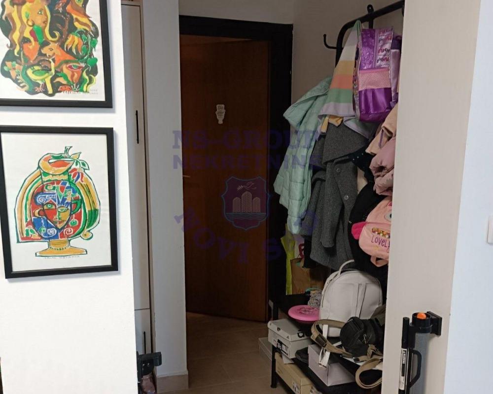 Slika 8 - Odličan jednoiposoban stan na Novom Naselju!