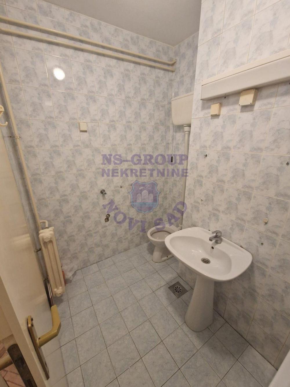 Slika 5 - Jednosoban, 23m2, Bulevar oslobođenja Novi Sad, ima lift