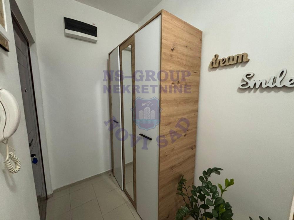 Slika 10 - Dvosoban, 38m2, Novo naselje Novi Sad