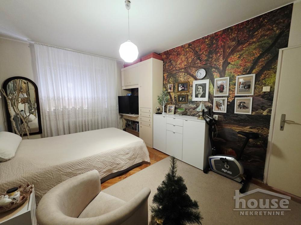 Slika 10 - Stan,NOVI SAD,BULEVAR,kv: 57.00, € 140000, ID: 1065717