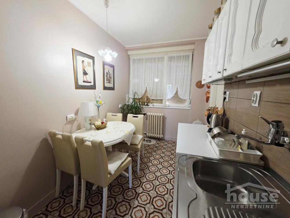 Slika 5 - Stan,NOVI SAD,BULEVAR,kv: 57.00, € 140000, ID: 1065717