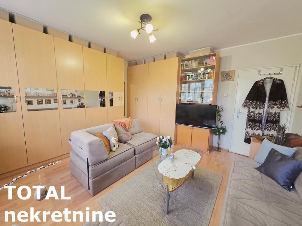 Slika 3 - Stan,NOVI SAD,ZELEZNICKA STANICA,kv: 57.00, € 140000, ID: 1102565