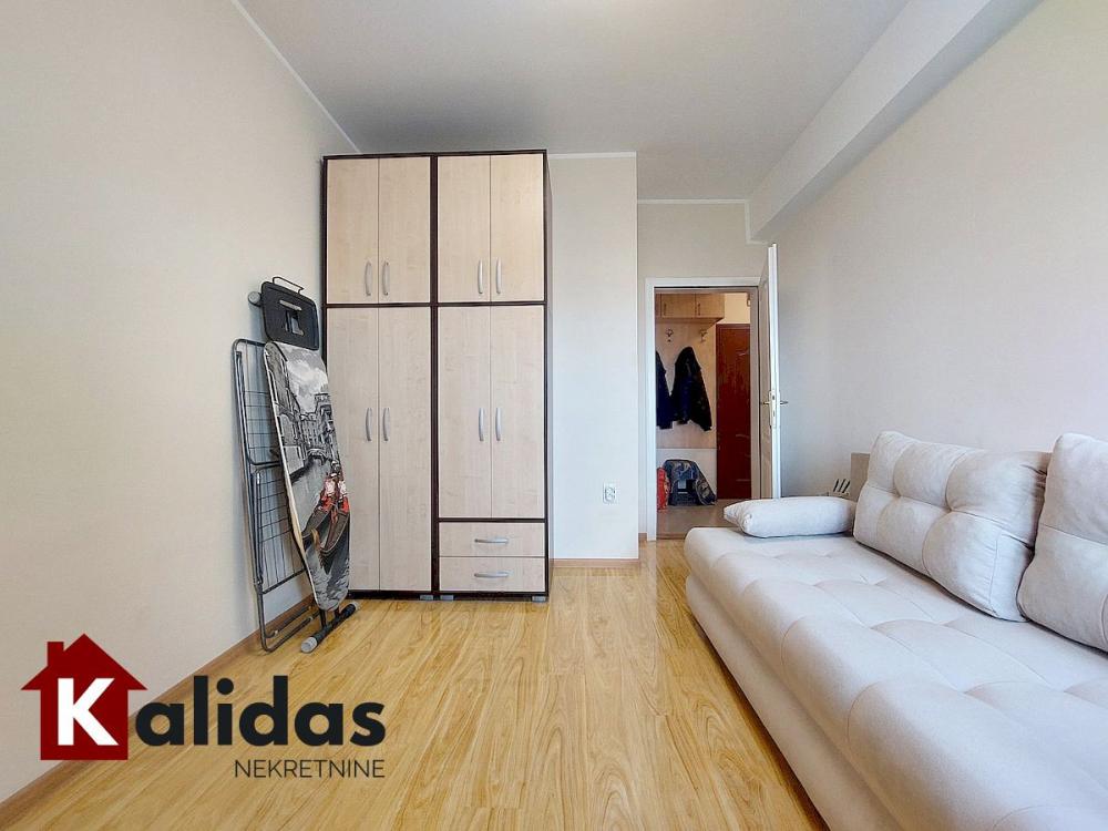 Slika 9 - Stan,NOVI SAD,BULEVAR EVROPE,kv: 54, € 144200, ID: 1008738