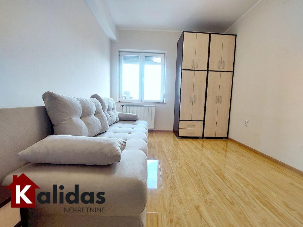 Slika 7 - Stan,NOVI SAD,BULEVAR EVROPE,kv: 54, € 144200, ID: 1008738
