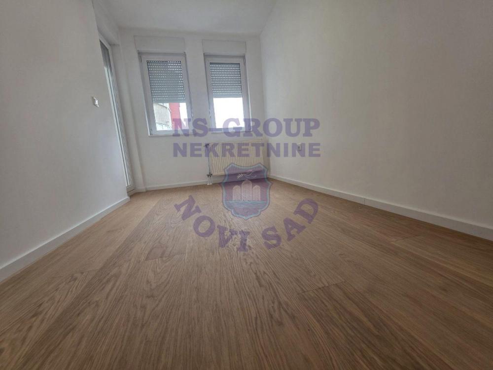 Slika 1 - Odlican jednoiposoban stan na Podbari 