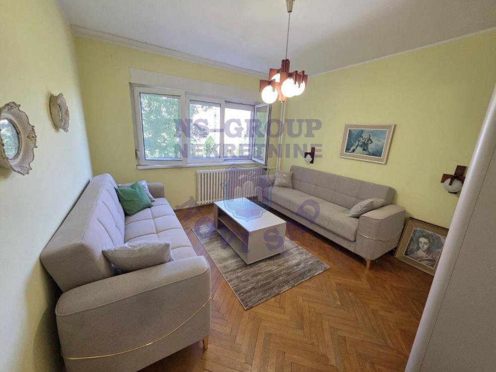 Glavna slika -Dvosoban, 55m2, Liman 2 Novi Sad, sa terasom, ima lift