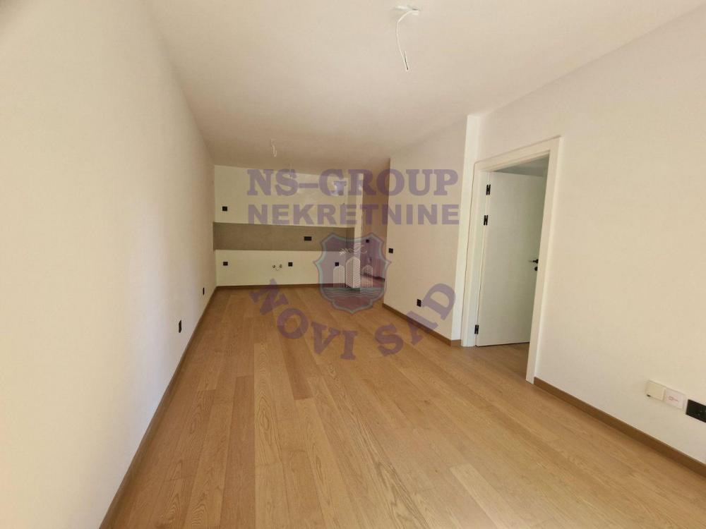 Slika 1 - 62m2 Grbavica! Dve spavaće sobe