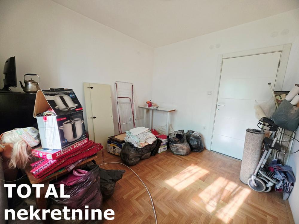 Slika 2 - Stan,NOVI SAD,TELEP,kv: 42.00, € 120000, ID: 1102445