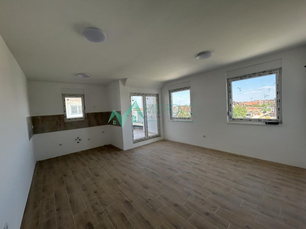 Slika 9 - Adice — Troiposoban stan  82m², novogradnja 