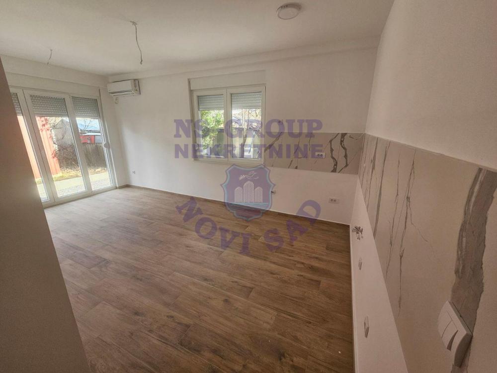 Slika 1 - Dvoiposoban, 50m2, Adice Novi Sad