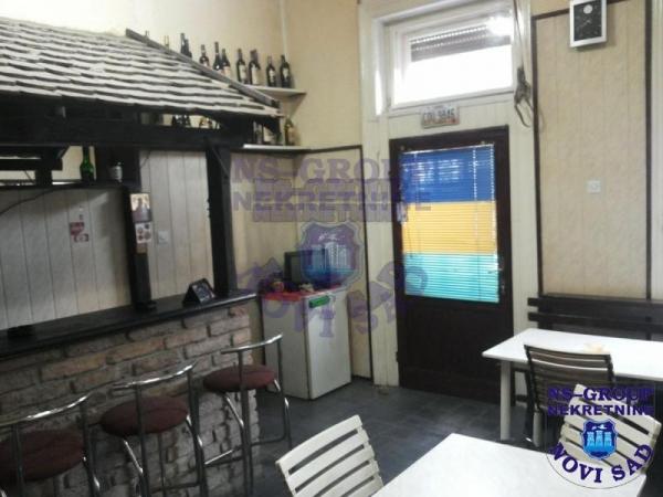 Slika 9 - Troiposoban, 84m2, Socijalno Novi Sad