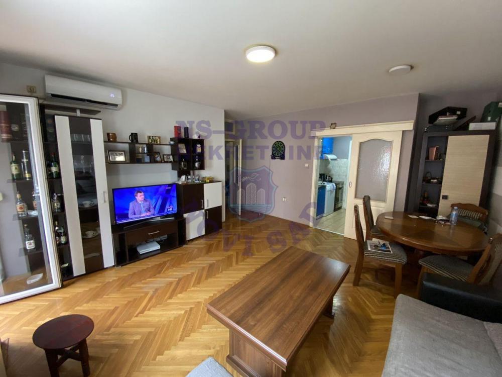 Slika 2 - Stan na Bulevaru! SPUSTENA CENA