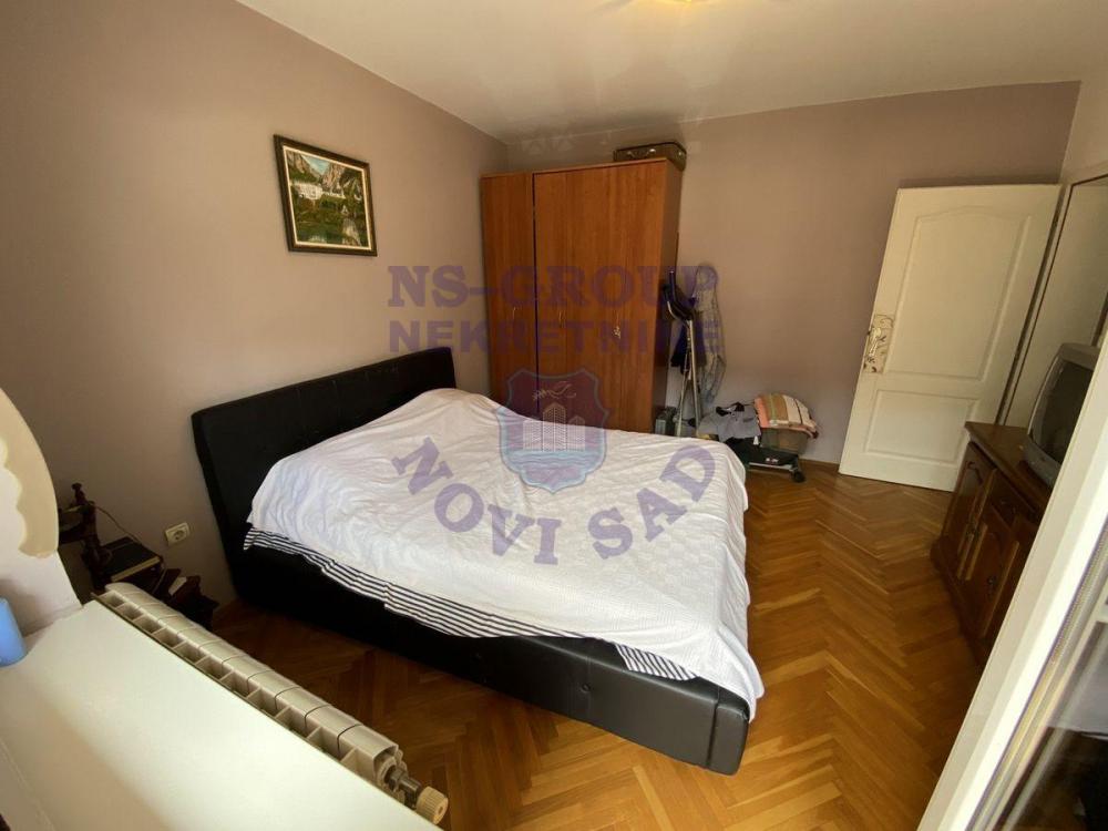 Slika 3 - Stan na Bulevaru! SPUSTENA CENA