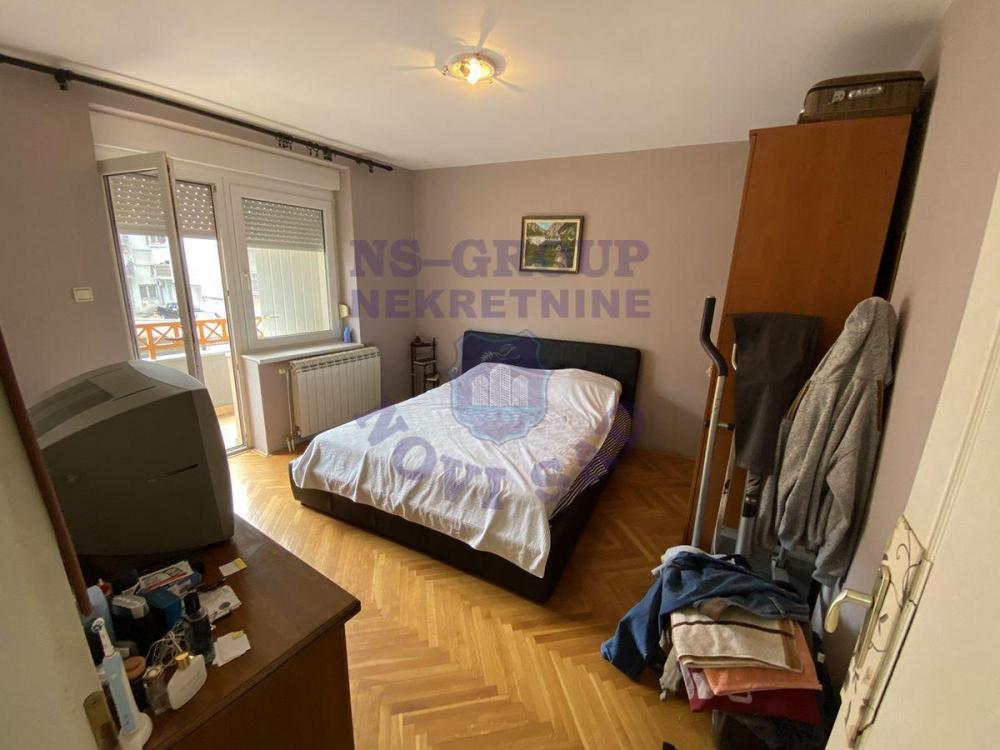 Slika 4 - Stan na Bulevaru! SPUSTENA CENA