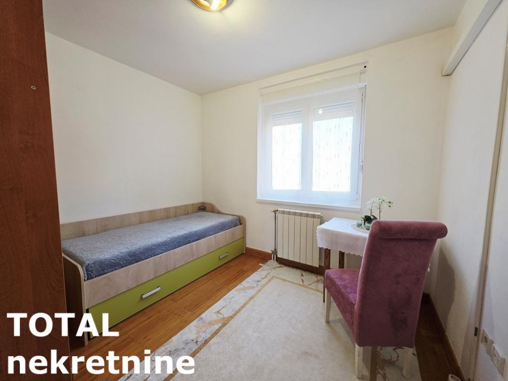 Slika 8 - Stan,NOVI SAD,GRBAVICA,kv: 54.00, € 160000, ID: 1102311