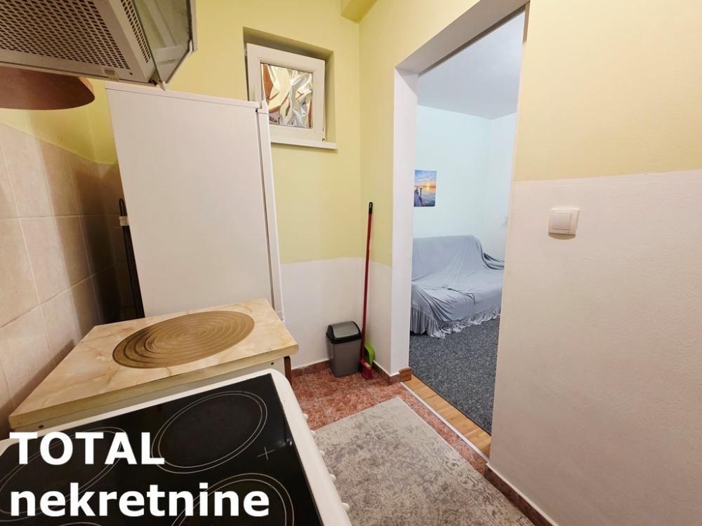 Slika 5 - Stan,NOVI SAD,GRBAVICA,kv: 54.00, € 160000, ID: 1102311