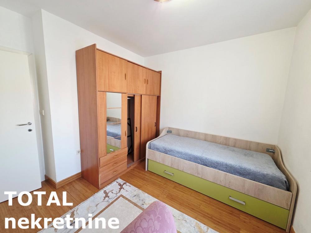 Slika 10 - Stan,NOVI SAD,GRBAVICA,kv: 54.00, € 160000, ID: 1102311