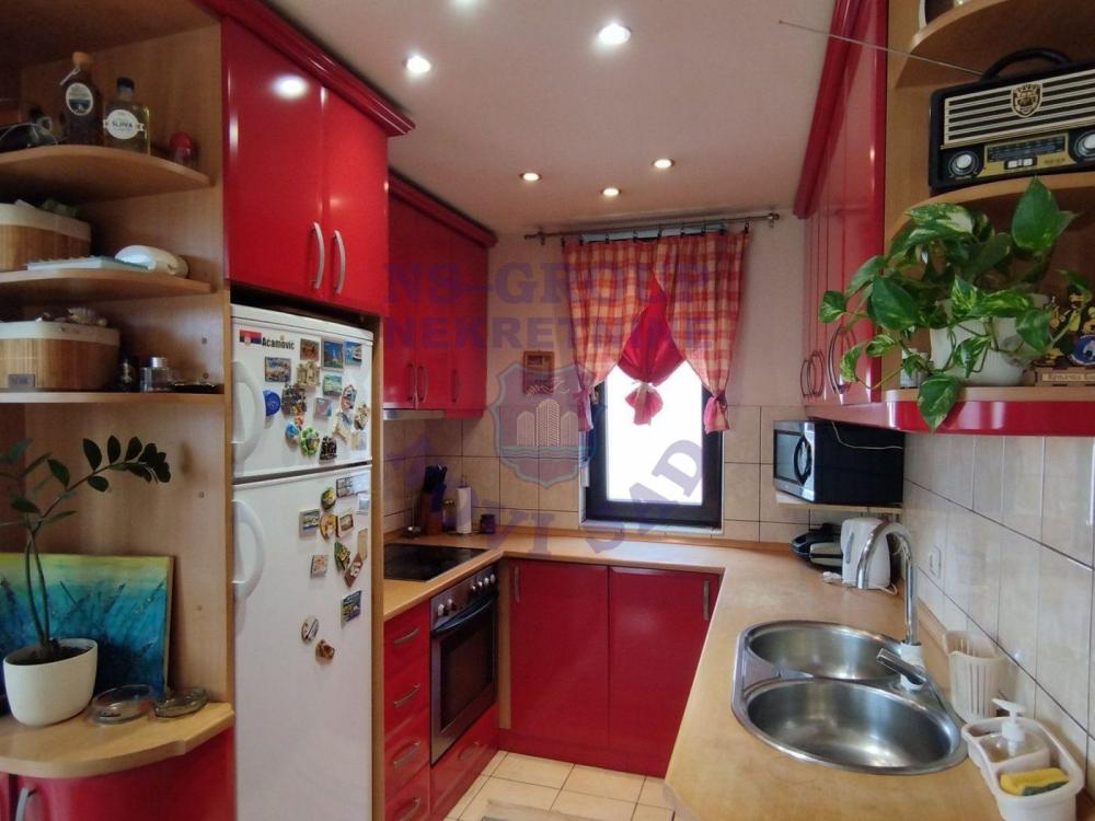 Slika 1 - Prodaja stana, 88m2, Veternik Novi Sad