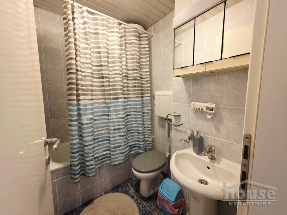 Slika 11 - Stan,NOVI SAD,GRBAVICA,kv: 54.00, € 160000, ID: 1065463