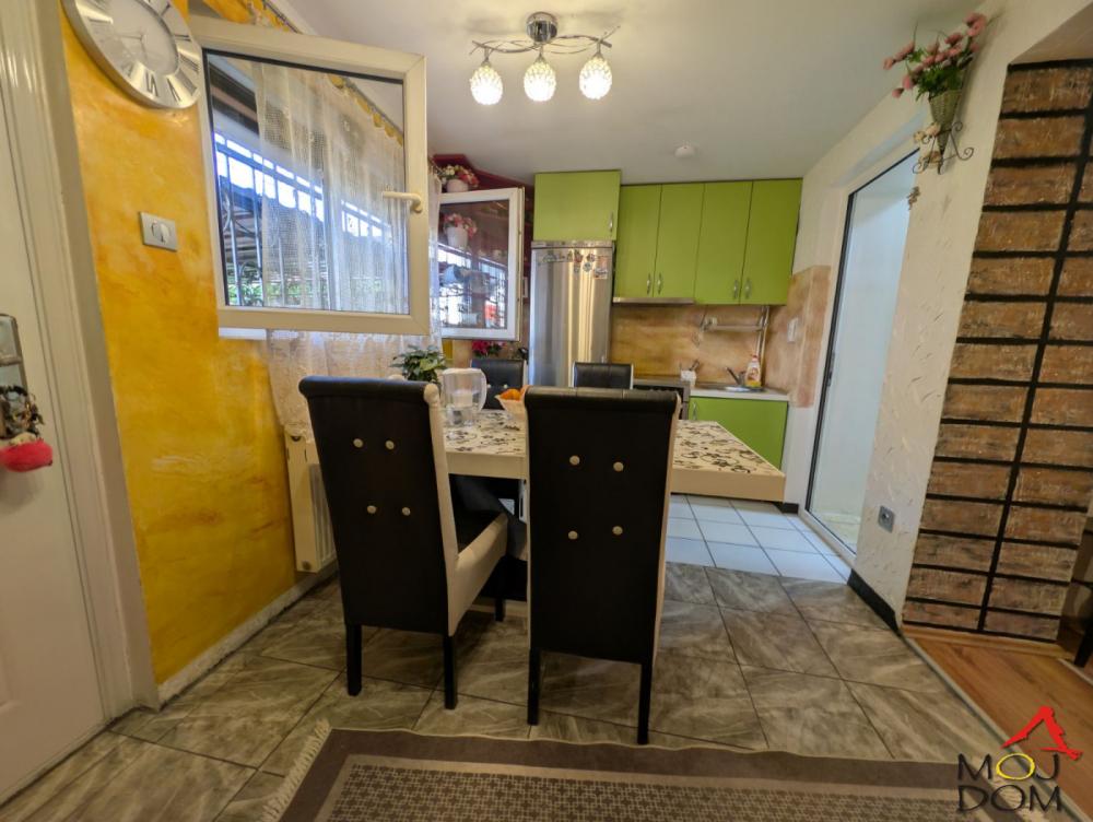 Slika 1 - Stan,NOVI SAD,ADICE,kv: 28, € 82400, ID: 1029837