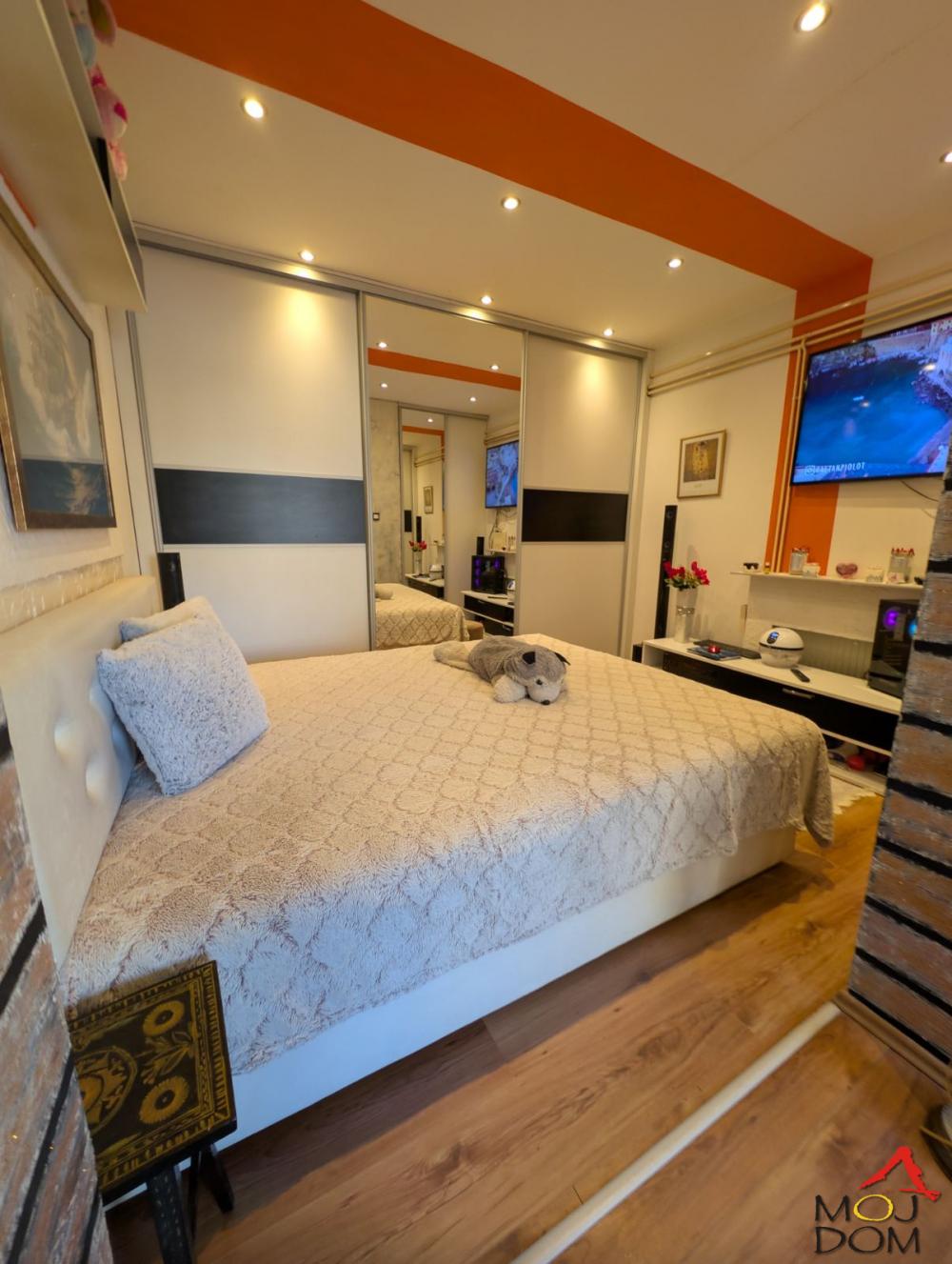 Slika 5 - Stan,NOVI SAD,ADICE,kv: 28, € 82400, ID: 1029837