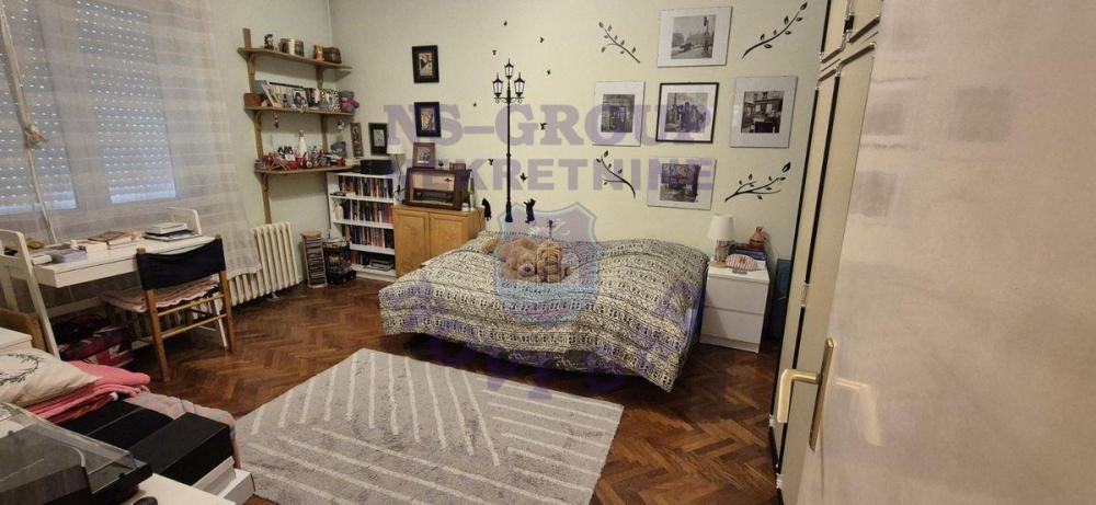 Slika 4 - Odlican trosoban stan na Keju!