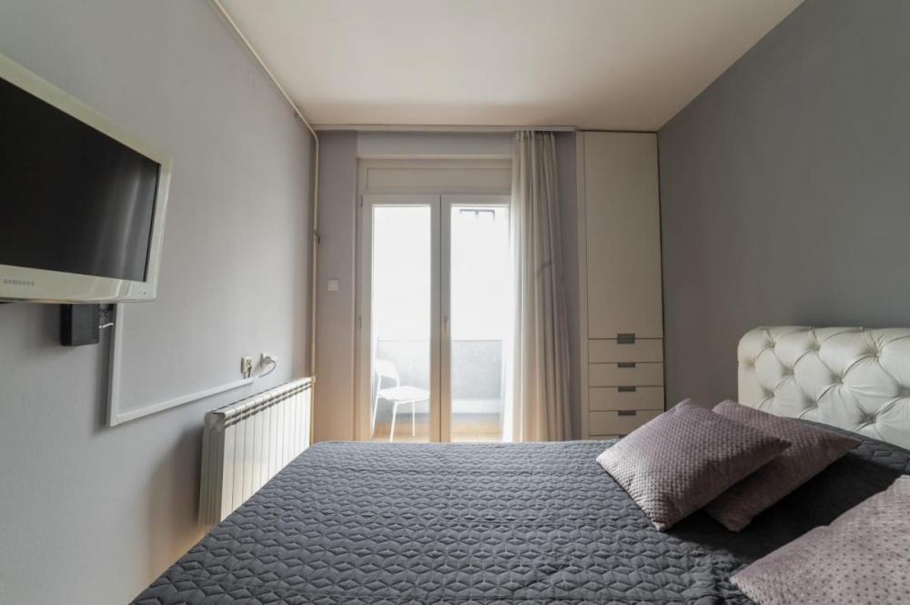 Slika 7 - Dvosoban, 49m2, Novi Sad centar Novi Sad, sa terasom, ima lift
