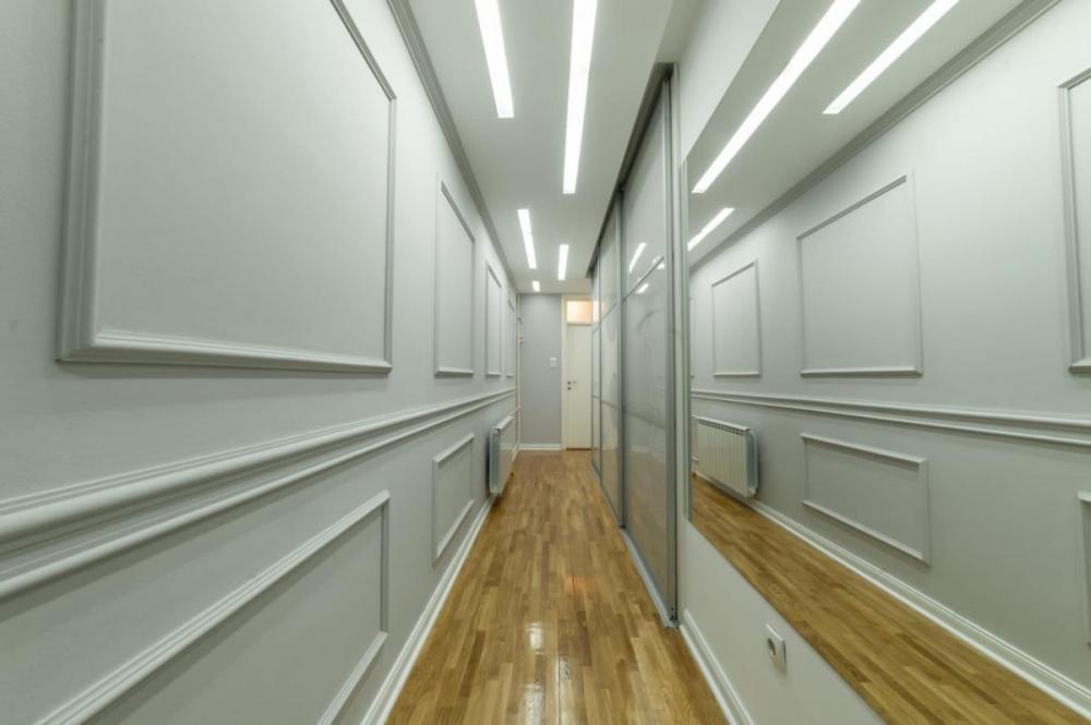 Slika 5 - Dvosoban, 49m2, Novi Sad centar Novi Sad, sa terasom, ima lift