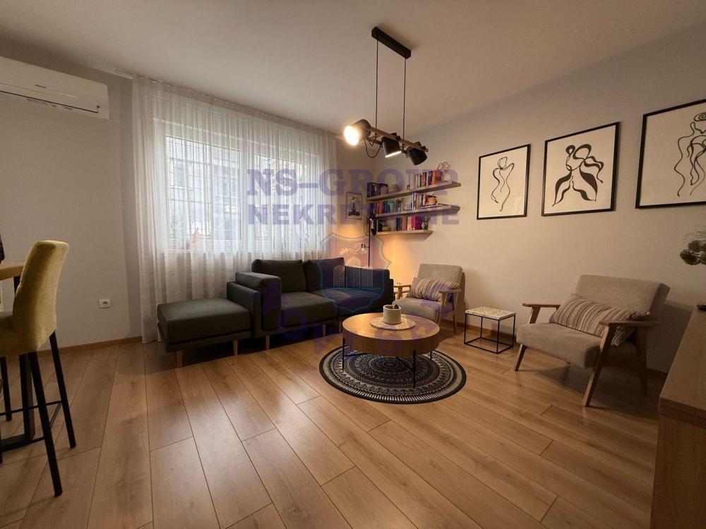Glavna slika -Dvoiposoban stan sa gratis dvorištem od 50m2