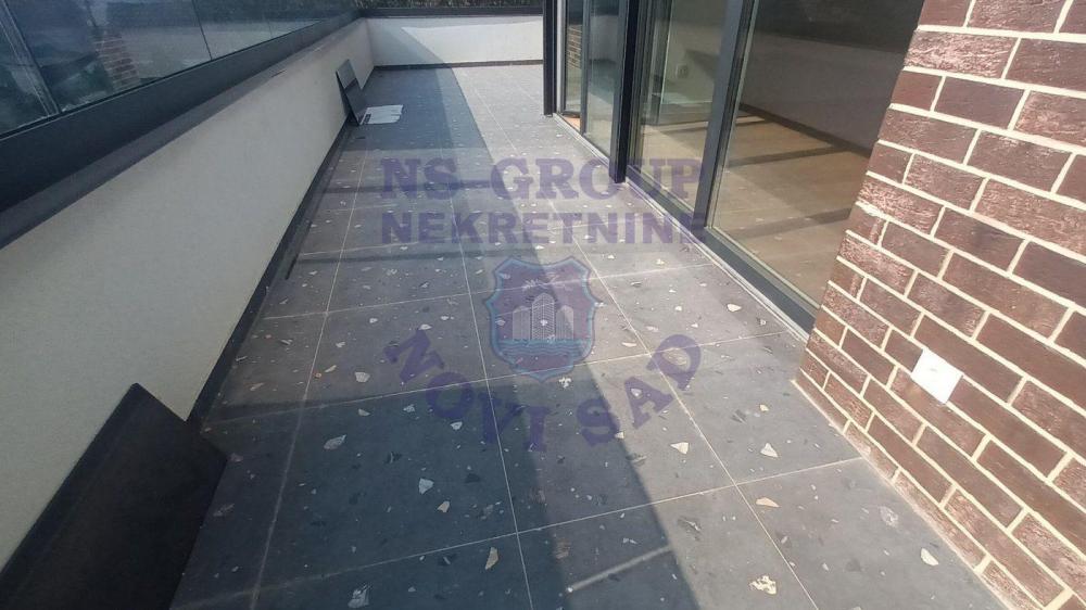 Slika 9 - Fantastican petosoban stan na Bulevaru Patrijarha Pavla!