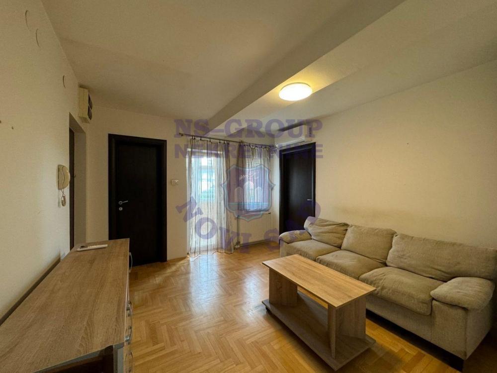 Glavna slika -568274-Jednoiposoban-31m2-Somborska rampa