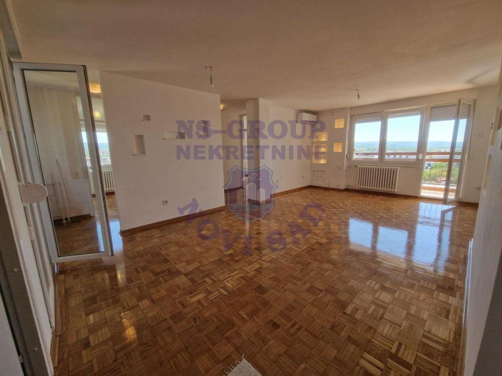 Glavna slika -Trosoban, 78m2, Liman 4 Novi Sad, sa terasom, ima lift